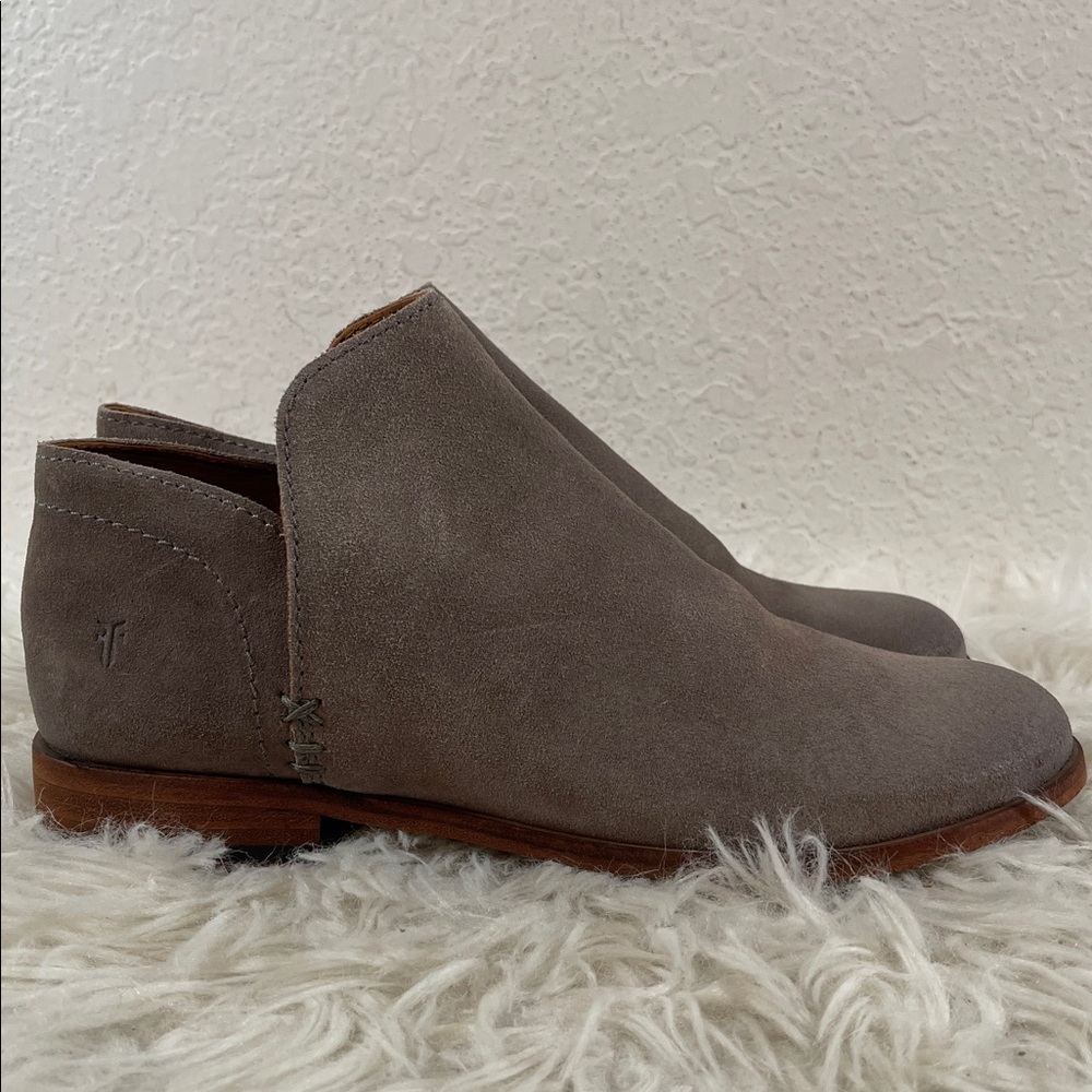 FRYE Elyssa Bootie Slip On Size 9.5 M Grey